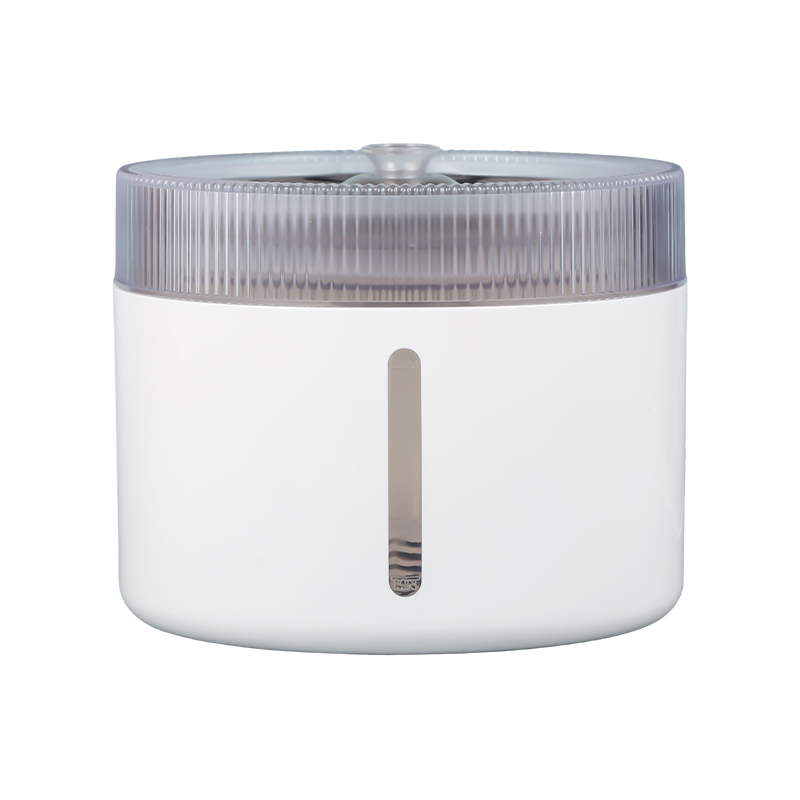 Automatická inteligentná vodná fontána pre domáce zvieratá s nočným svetlom